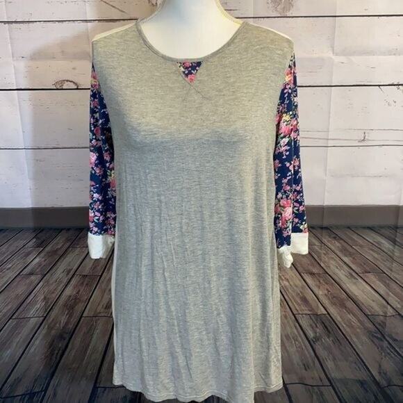 Ampersand Avenue Top Tunic Womens XL Gray Floral Crew Stretch Cottage - Picture 2 of 11